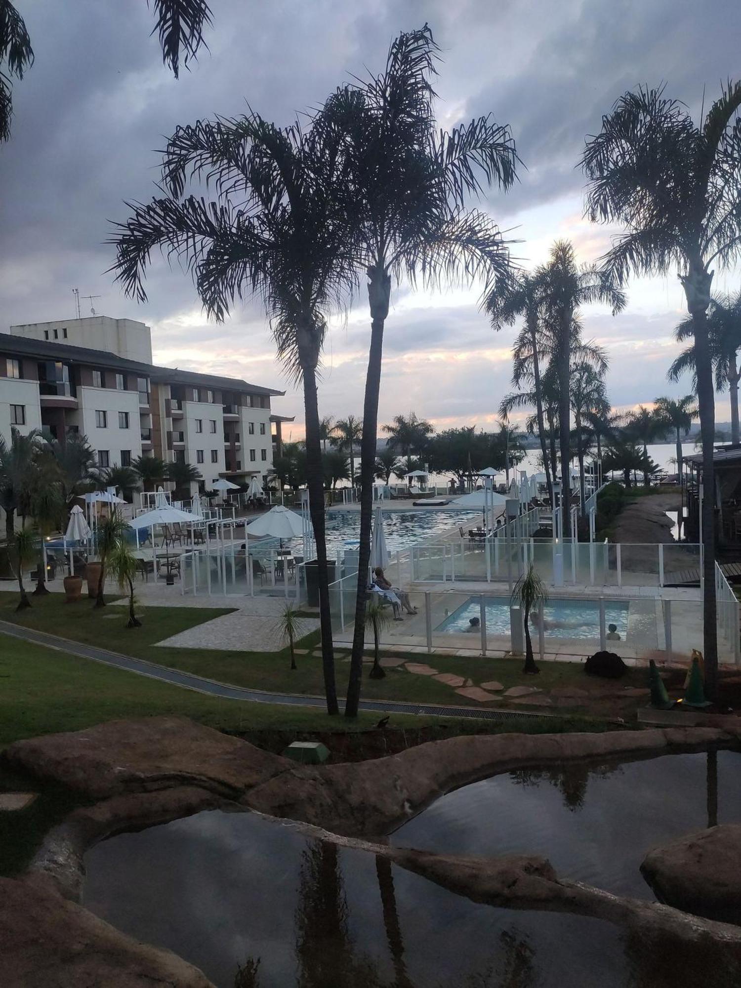 Apartment Life 207 Em A Beira